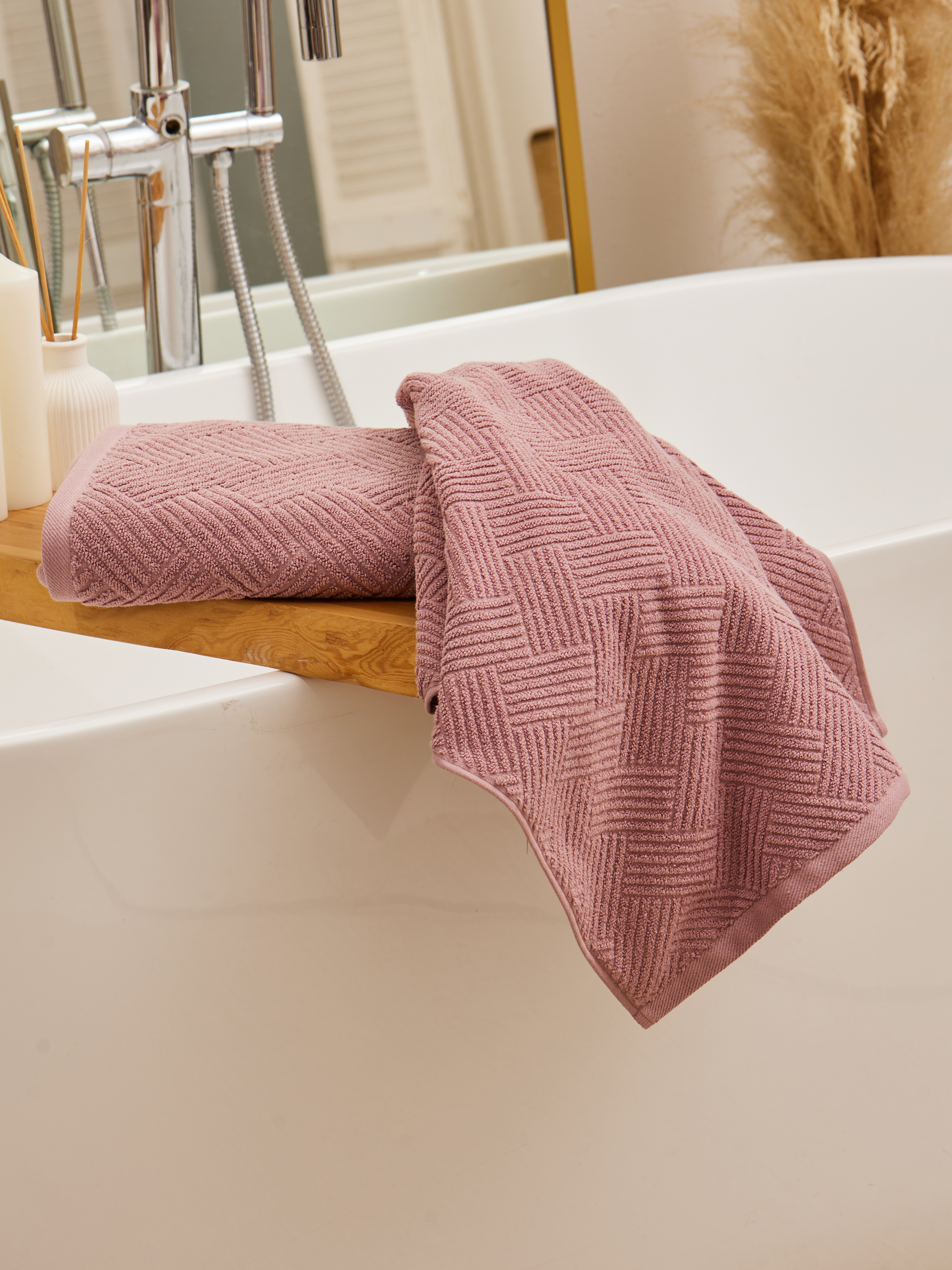 Изображение товара Полотенце Tac Ventura для ванной 70x140 см лавандовый