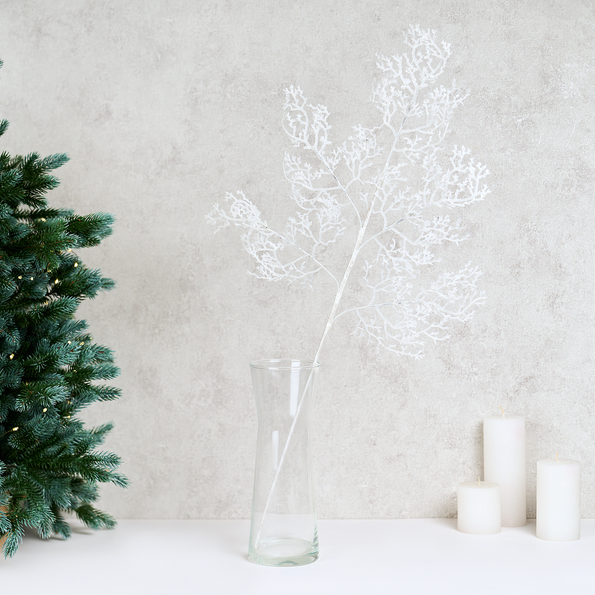 Изображение товара Декоративная рождественская ветка KREAFORTA 76 см серый блестящая