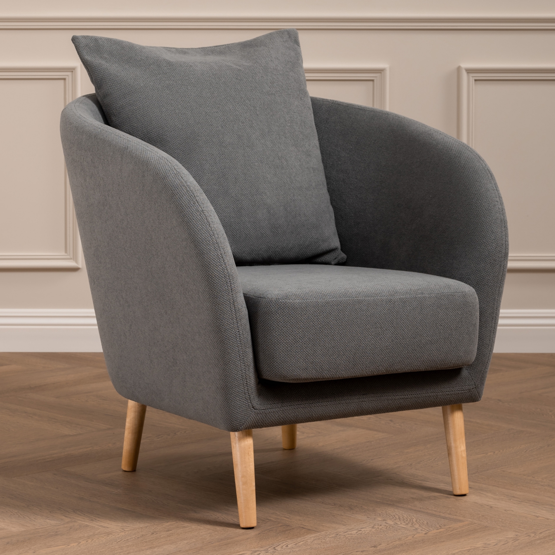 Изображение товара Кресло Кенни из велюра с деревянными опорами серое размеры 77x78x81 см