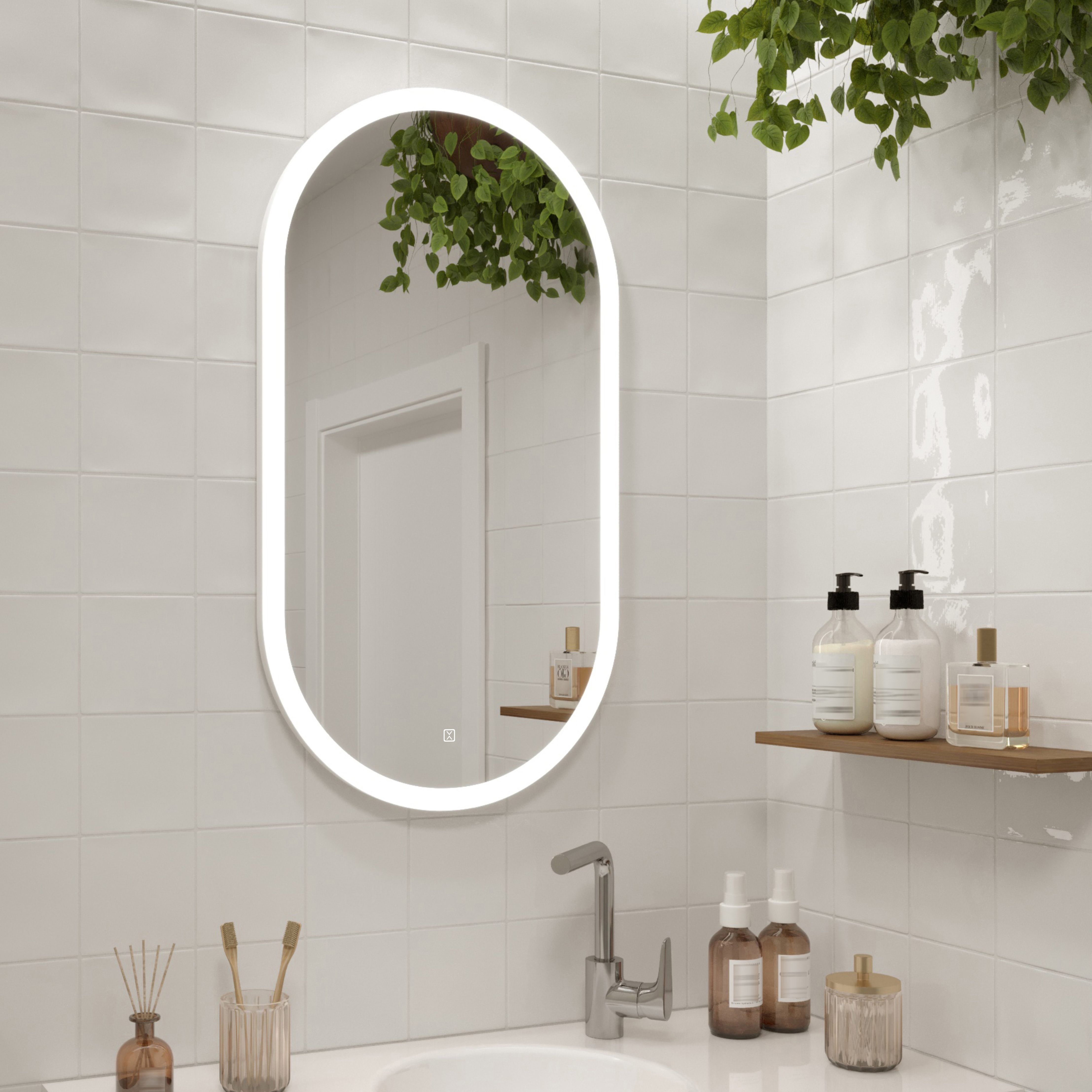 Изображение товара Зеркало для ванной Reflexion RF5530AL с подсветкой 55x100см