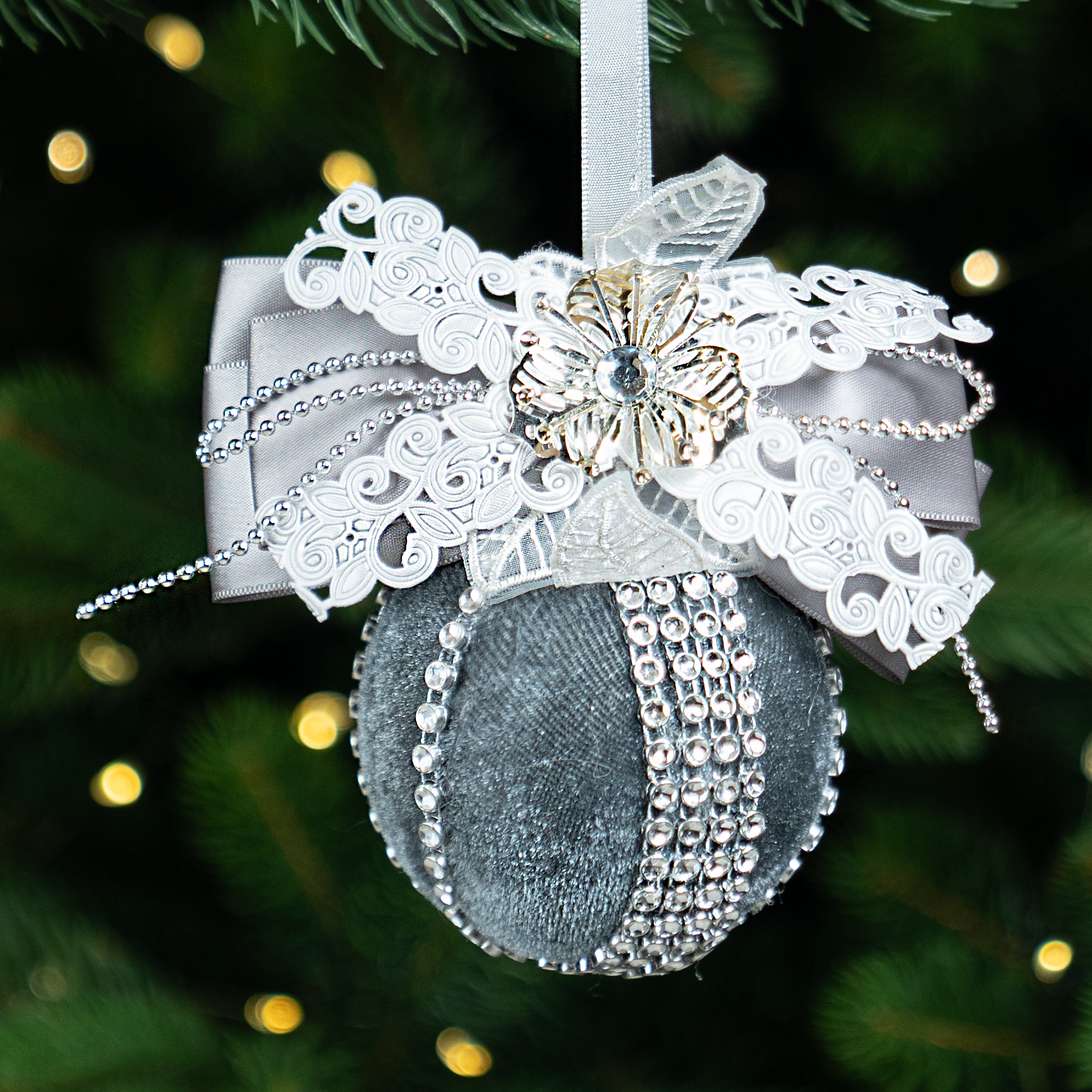 Изображение товара Шар елочный KREAFORTA с бантом ø13 см синий праздничное украшение новогодней елки