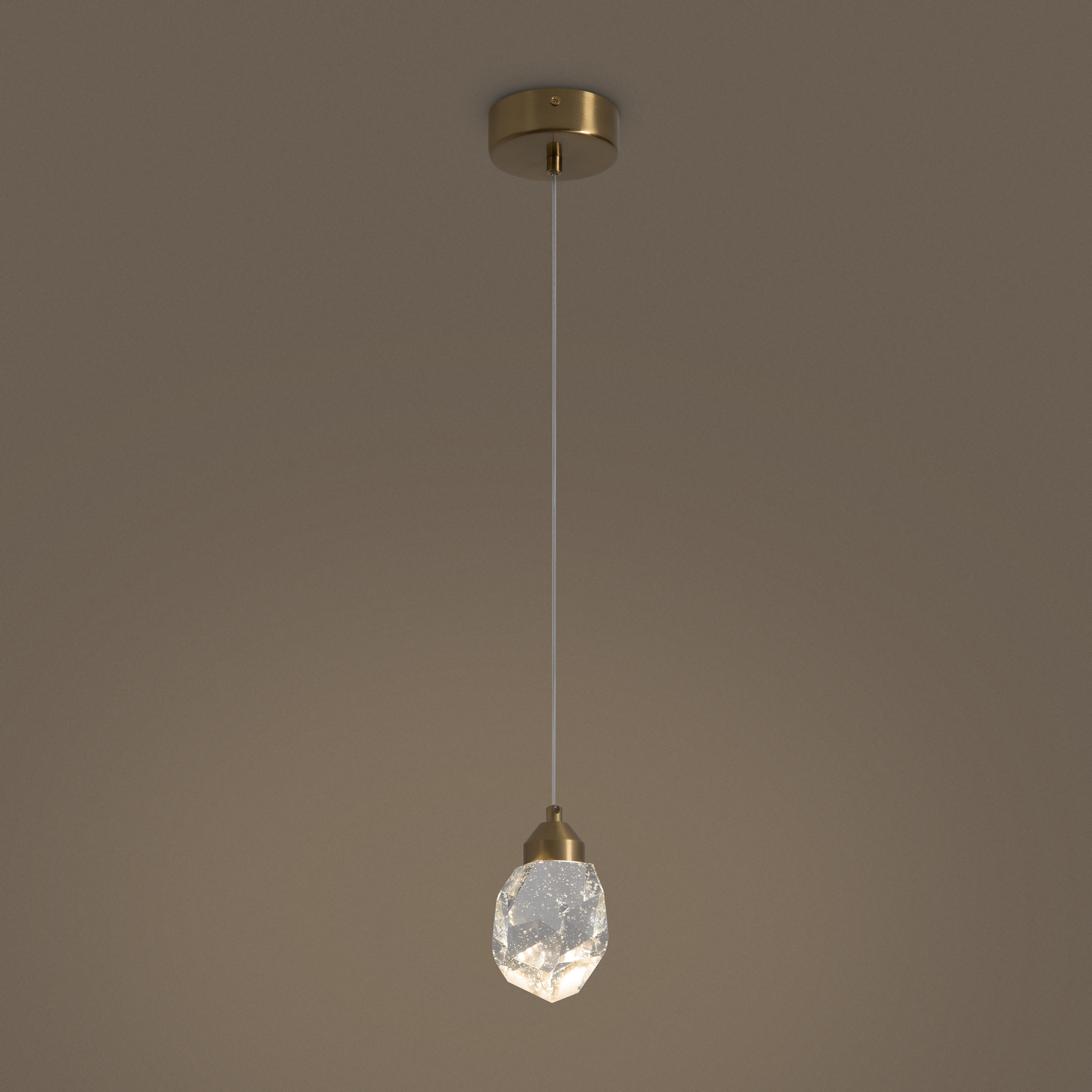 Изображение товара Светильник подвесной Roche 2 м² нейтральный белый свет цвет латунь/прозрачный