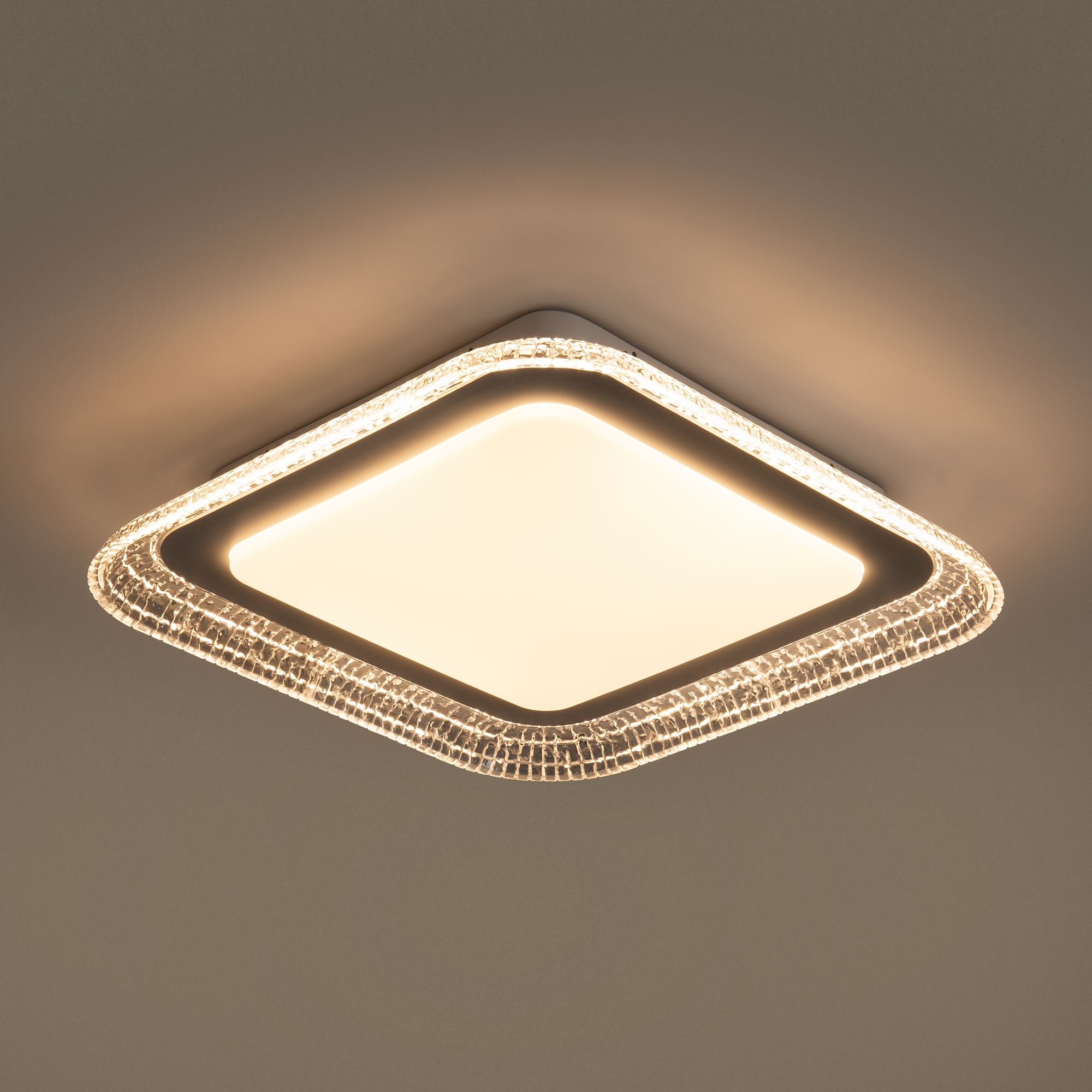 Изображение товара Потолочный светильник Freya Galla 112 Вт для больших помещений