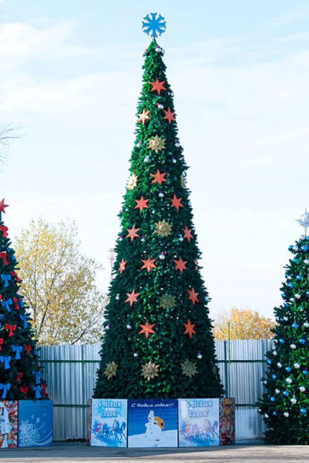 Изображение товара Ель новогодняя искусственная Crystal trees КПВасЗ-13 Василиса каркасная 13 м