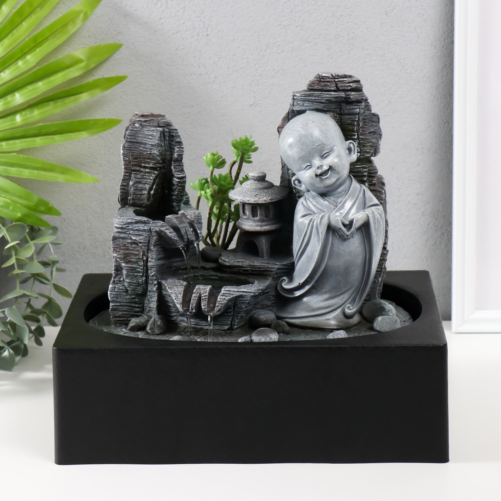 Изображение товара Настольный фонтан СИМА-ЛЕНД Маленький хотей в каменном городе