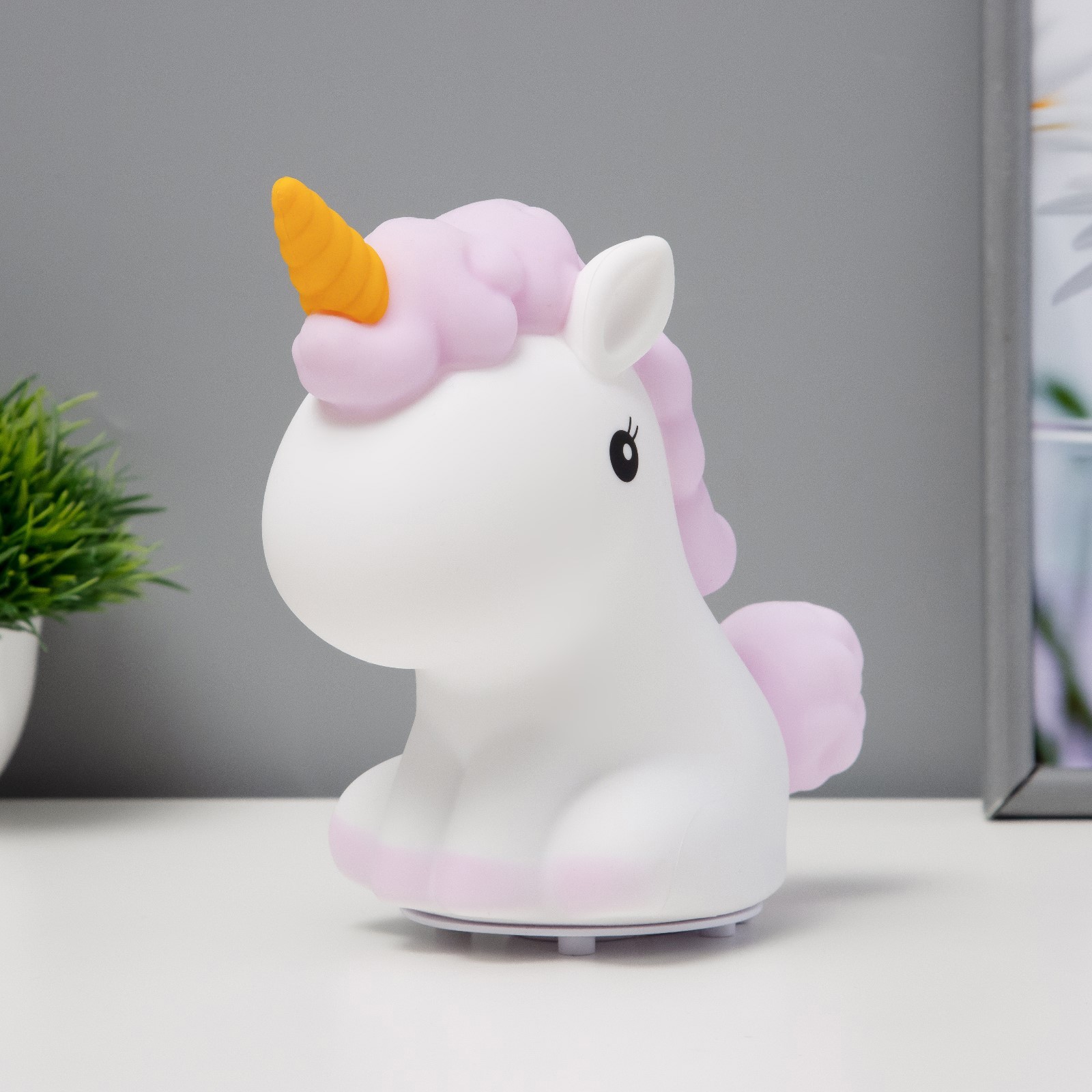 Изображение товара Декоративный предмет Risalux Антистерсс Единорог