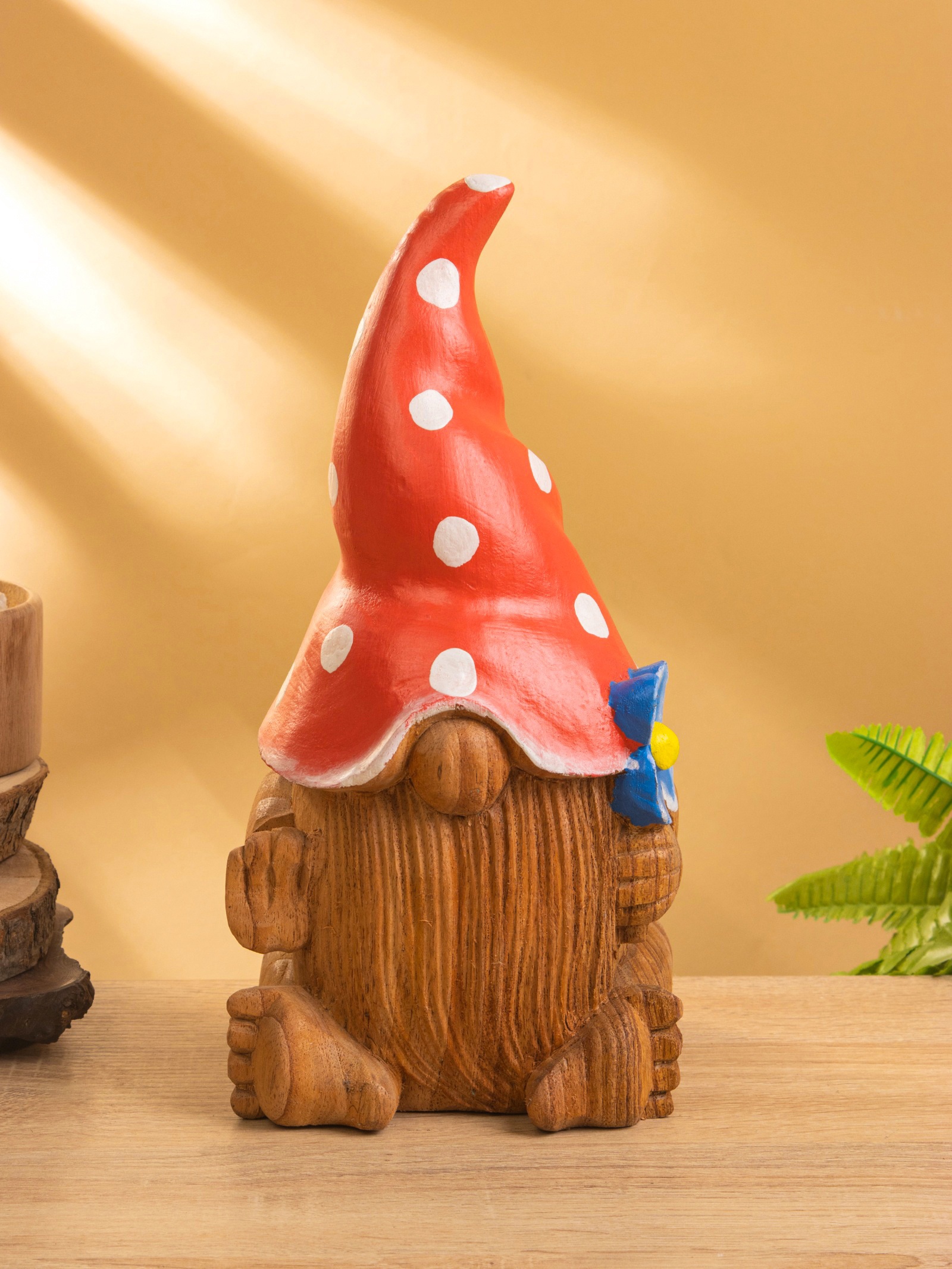 Изображение товара Декоративный предмет Сима-ленд Гномик в красной шляпе дерево Джампинис