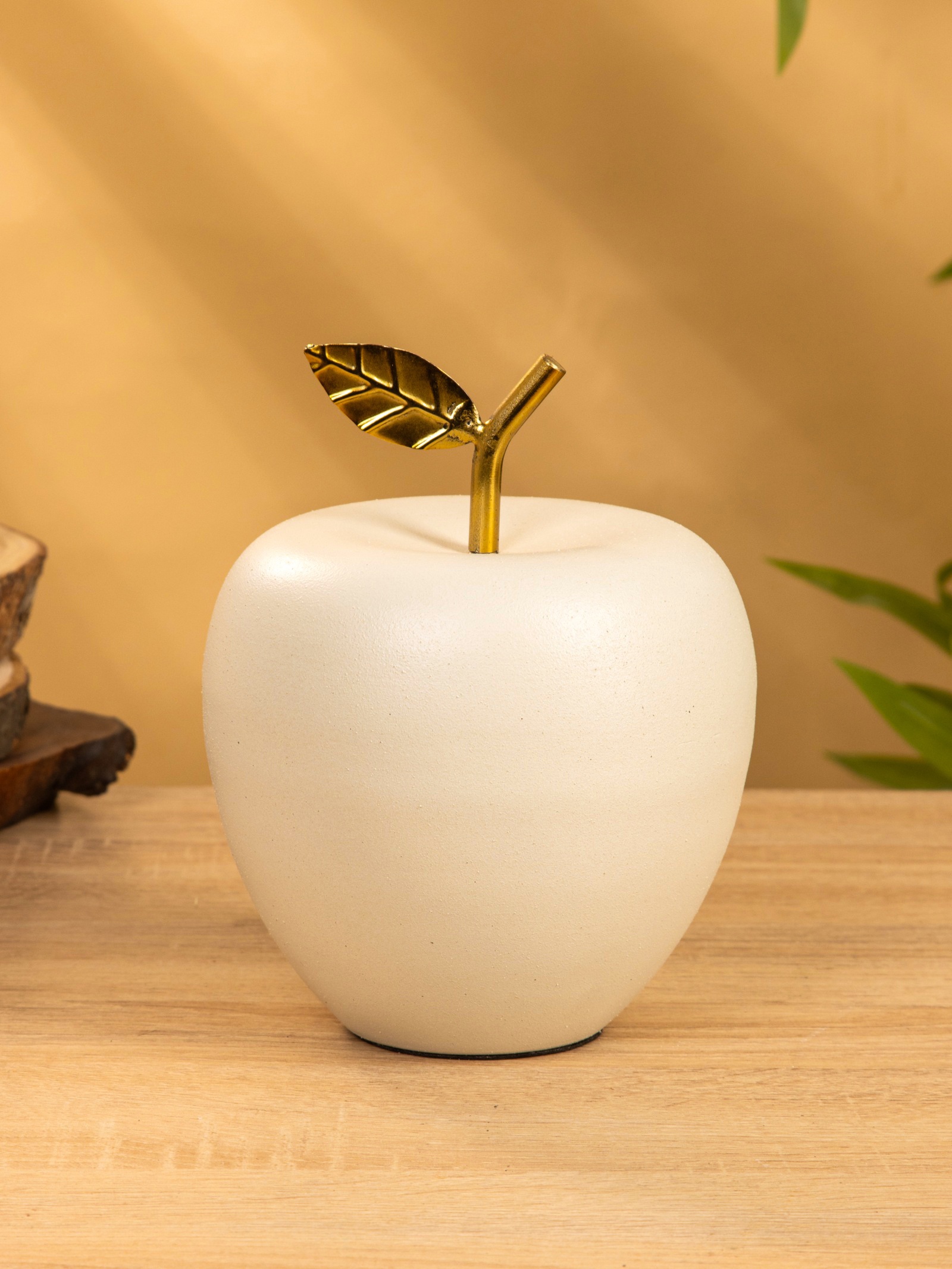 Изображение товара Яблоко с золотым листом СИМА-ЛЕНД, 14, 5×14, 5×18 см