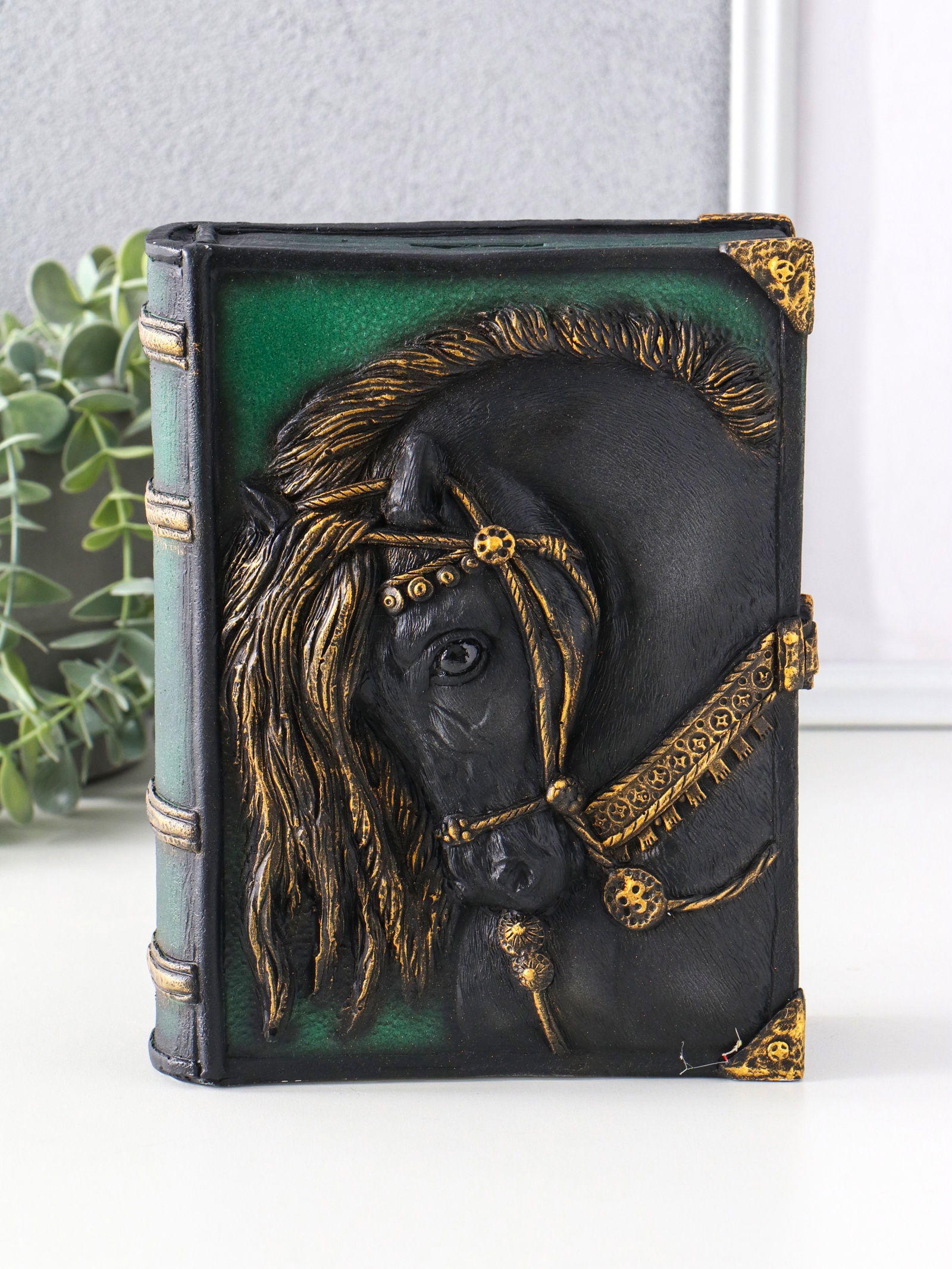 Изображение товара Декоративный предмет Сима-ленд Книга Лошадь малахит