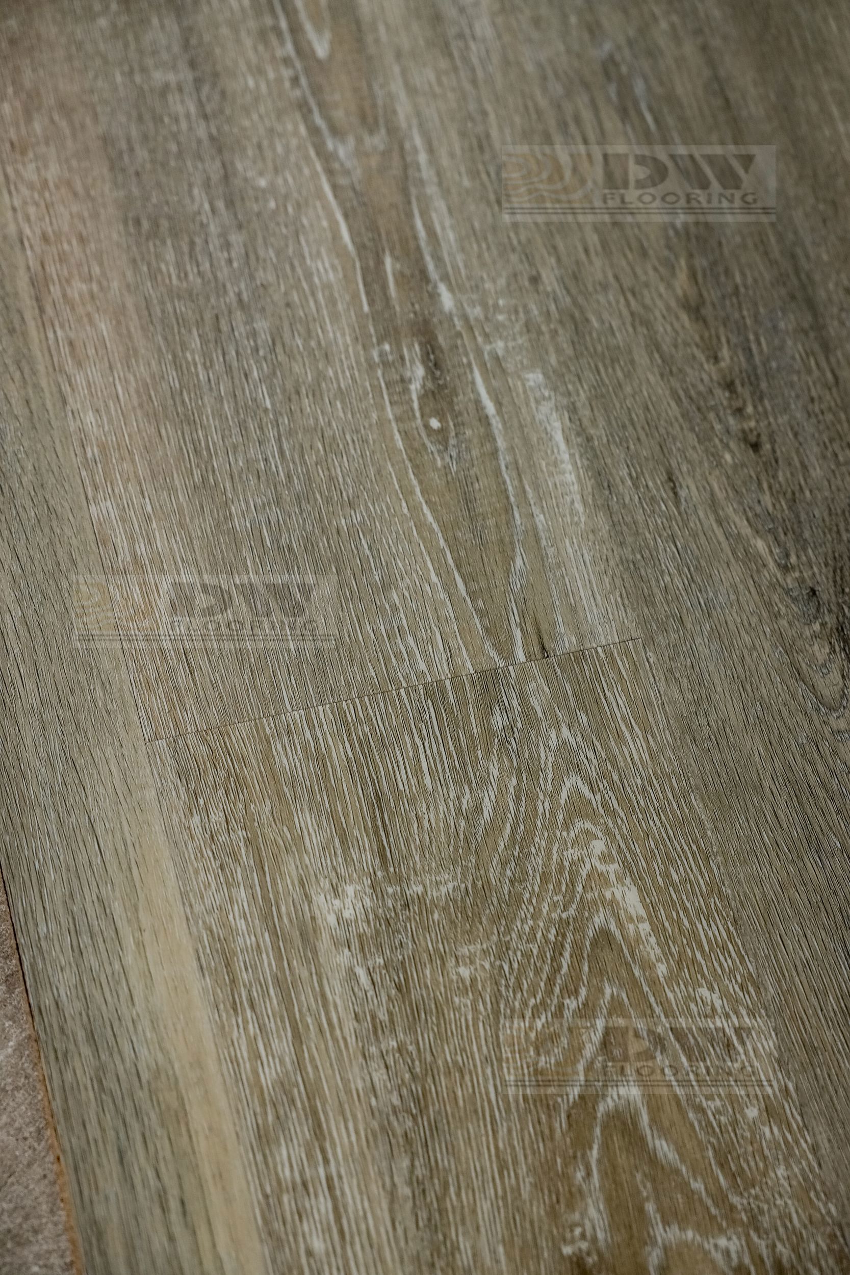 Изображение товара Плитка SPC DW Flooring SFY-AL01401 42 класс водостойкая с естественным рисунком дерева 5 мм