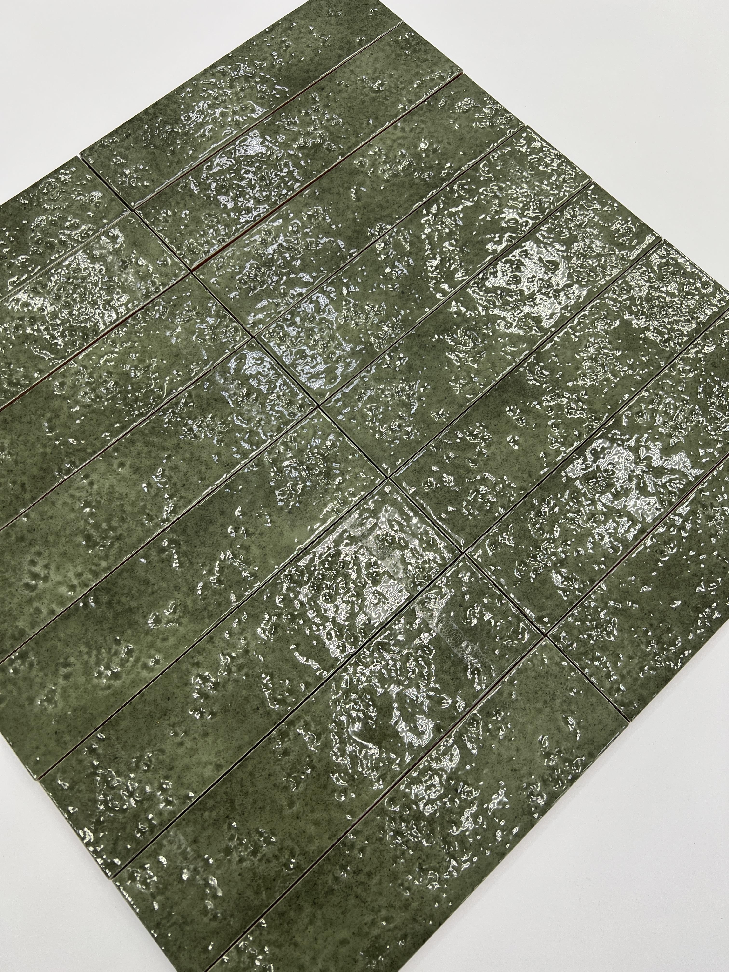 Изображение товара Керамическая настенная плитка Mainzu Amalfi Selva 7.5x30см зеленая глянцевая рельефная