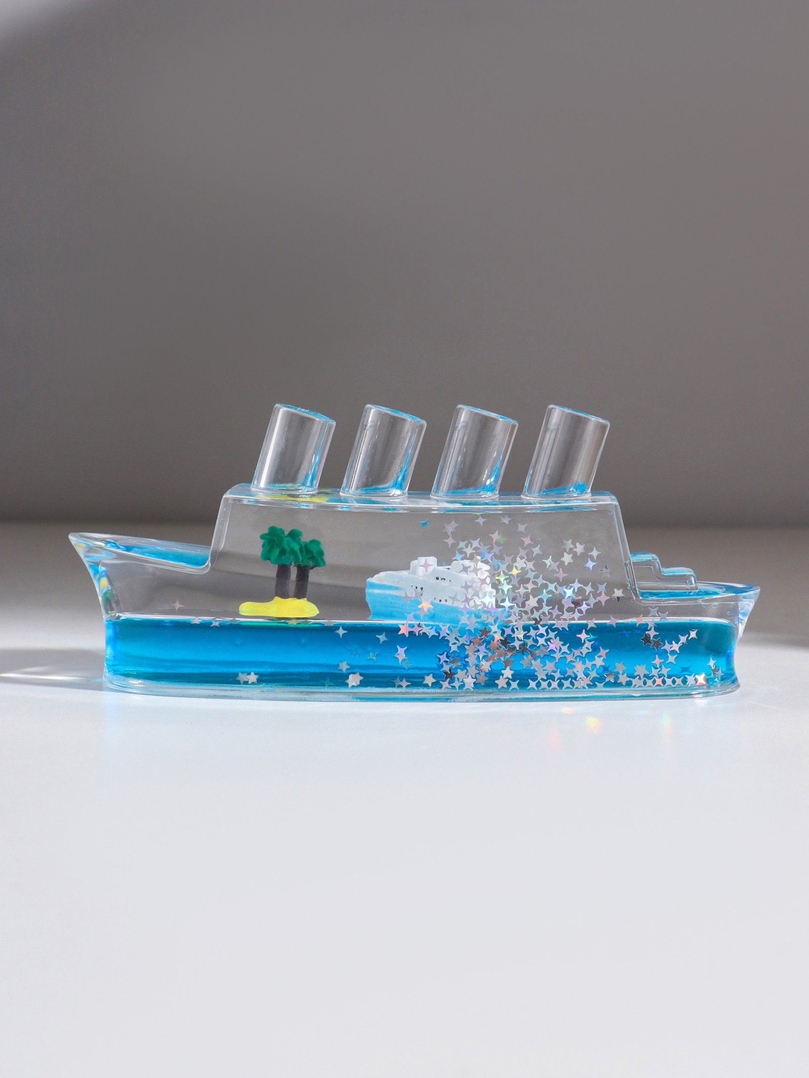 Изображение товара Декоративный предмет Сима-ленд Антистресс Корабль в жидкости