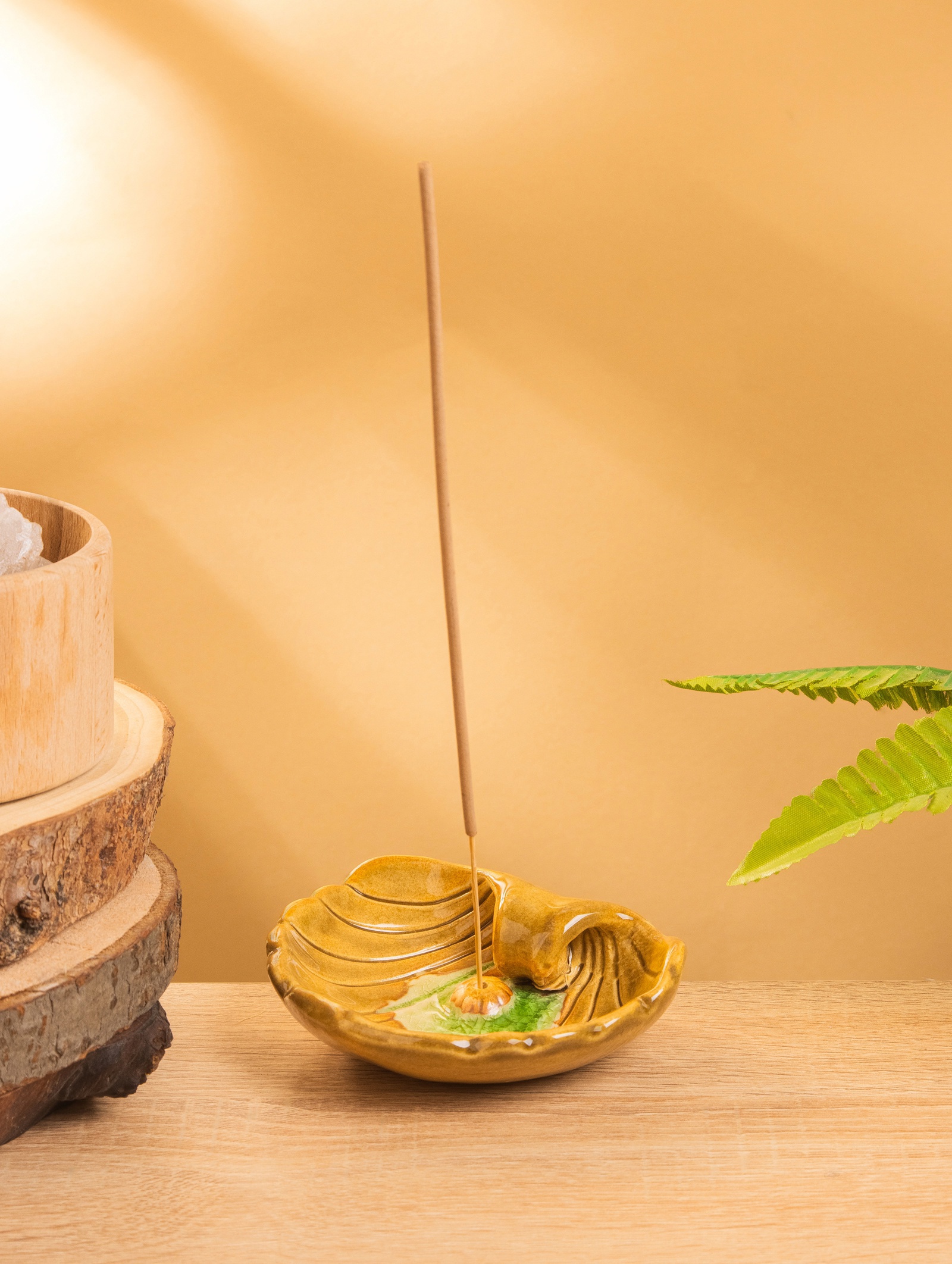 Изображение товара Подставка для благовоний Сима-ленд Подставка под благовония Раковина с жемчужиной коричневый