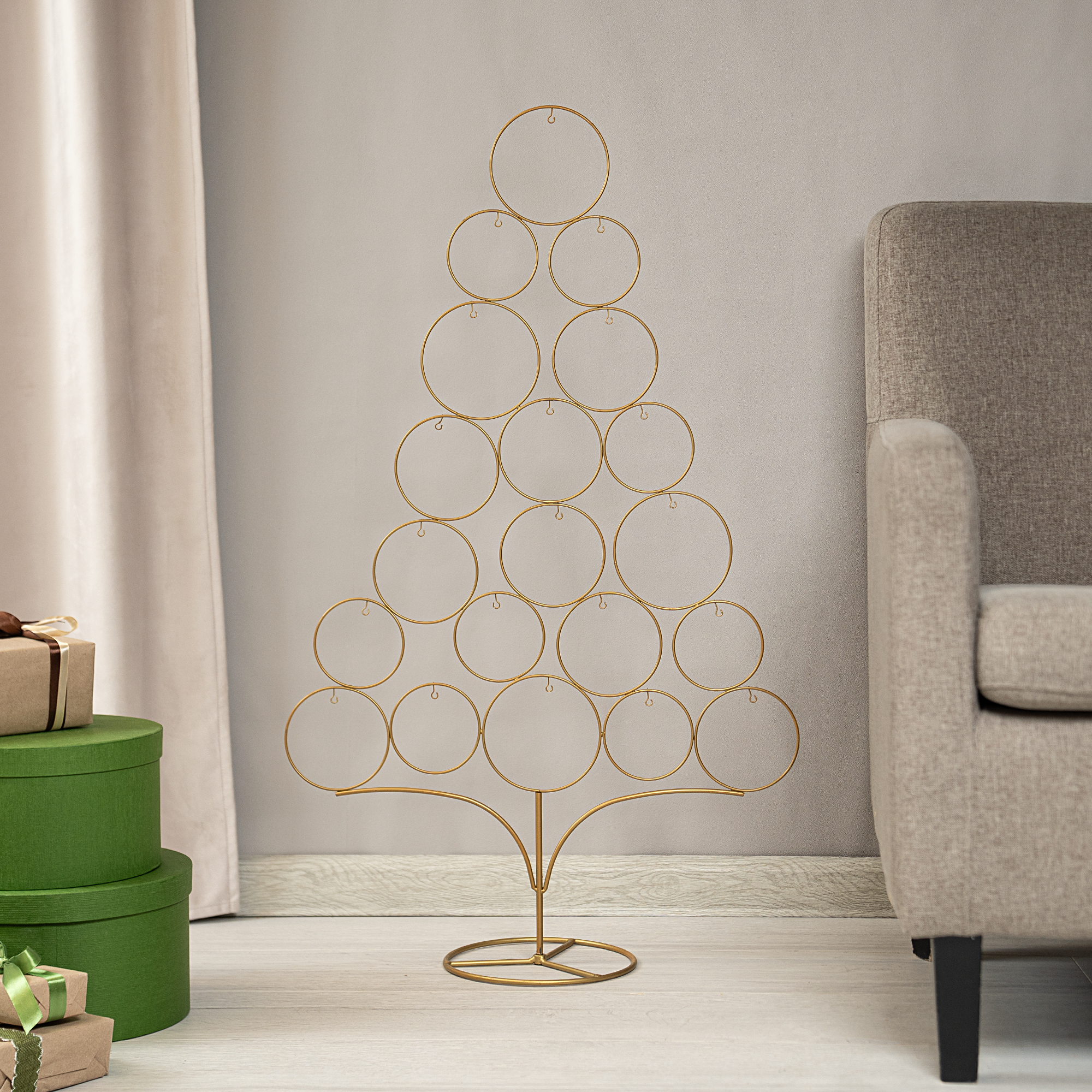 Изображение товара Декоративная ветка KREAFORTA Елка 95 см золотая для праздничного декора