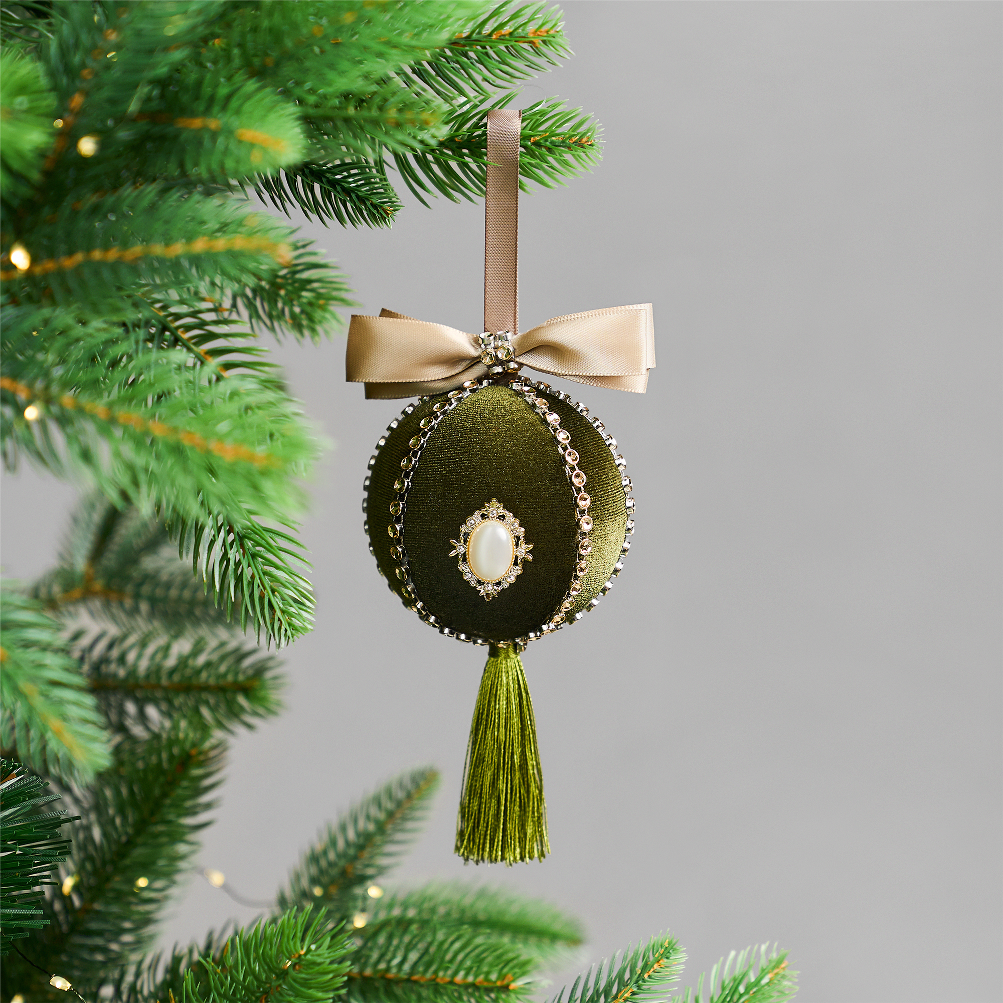 Изображение товара Елочный шар KREAFORTA фактурный ø8 см зеленый праздничное украшение елки