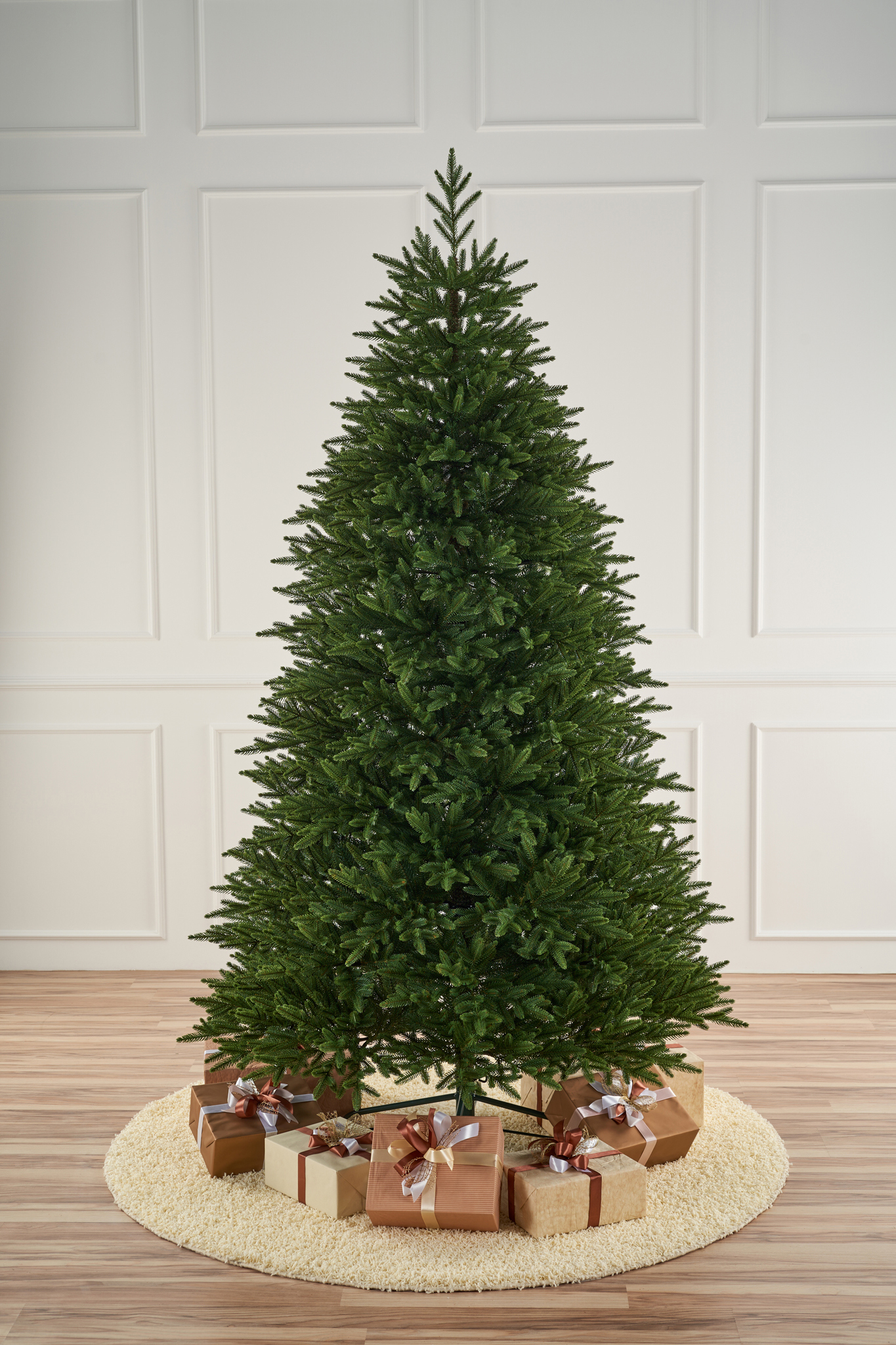 Изображение товара Искусственная елка Max christmas ЕЛИСП 24 Испанская 240 см