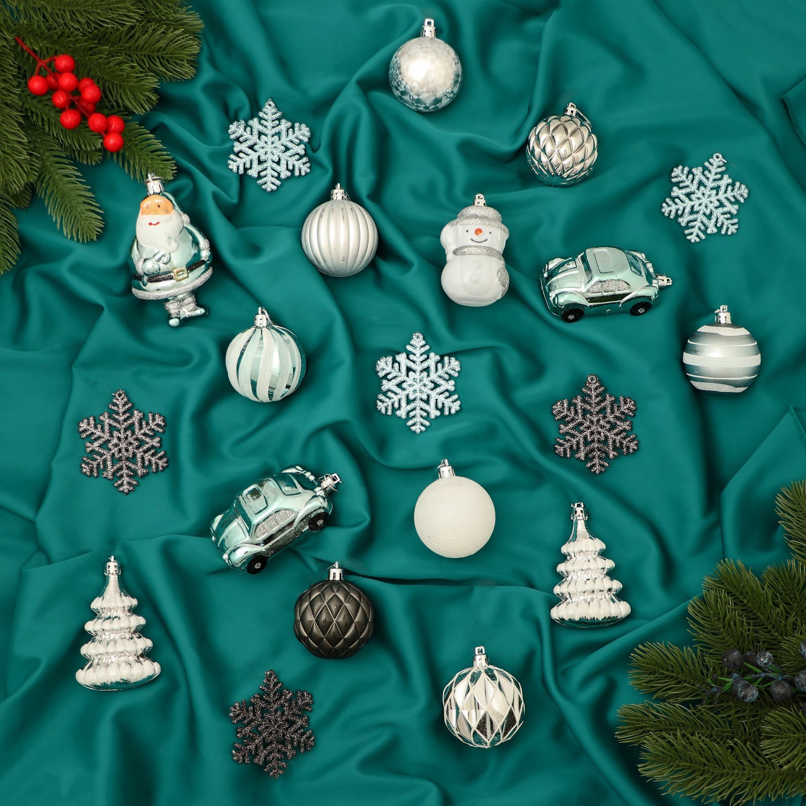 Изображение товара Набор елочных игрушек Зимнее Волшебство Карусель 9510172 белый 20 шт