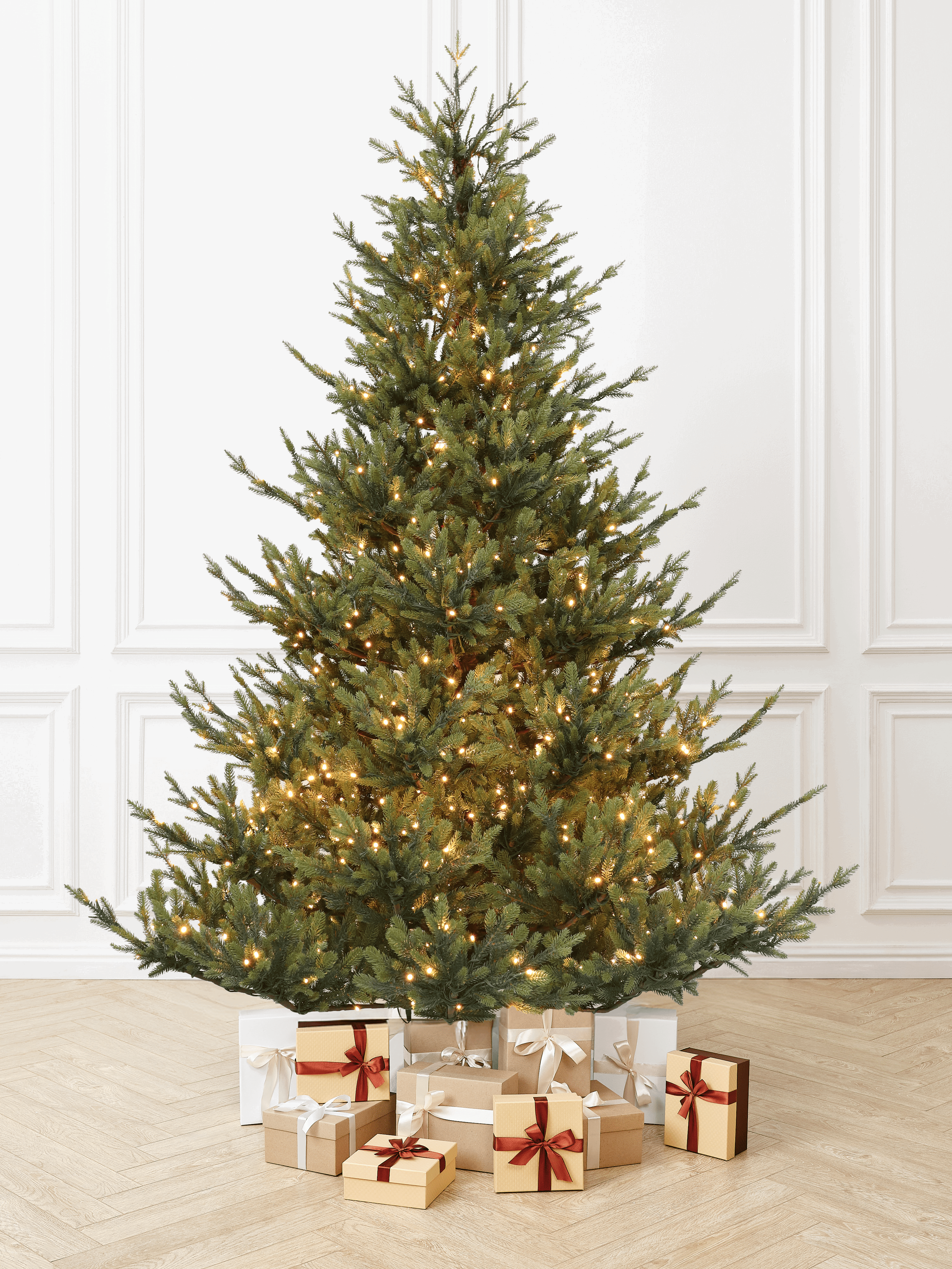 Изображение товара Ель новогодняя искусственная Binoshe литая с подсветкой 210 см