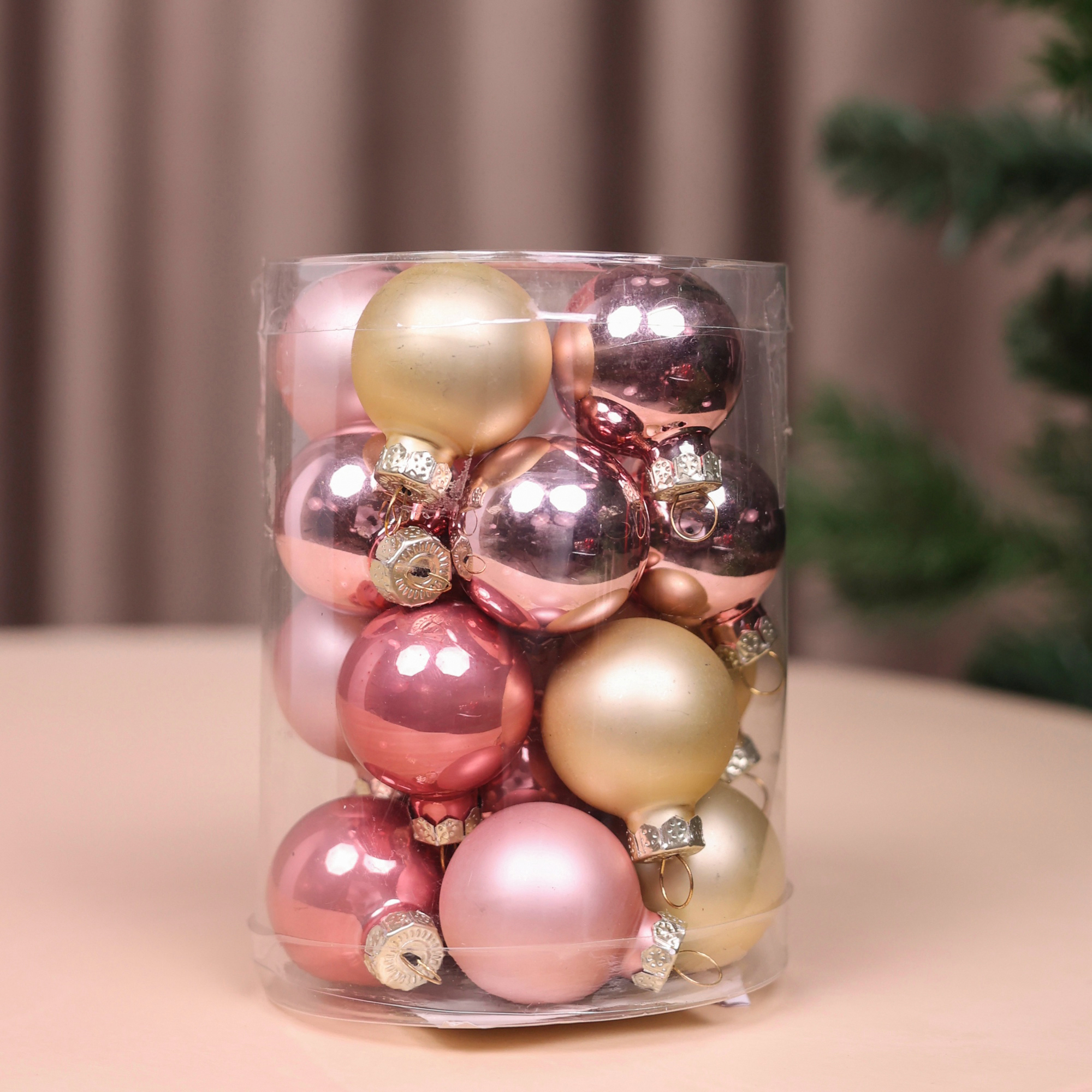 Изображение товара Набор елочных игрушек Шар 8.2x8.2x3 см розовый 20 шт.