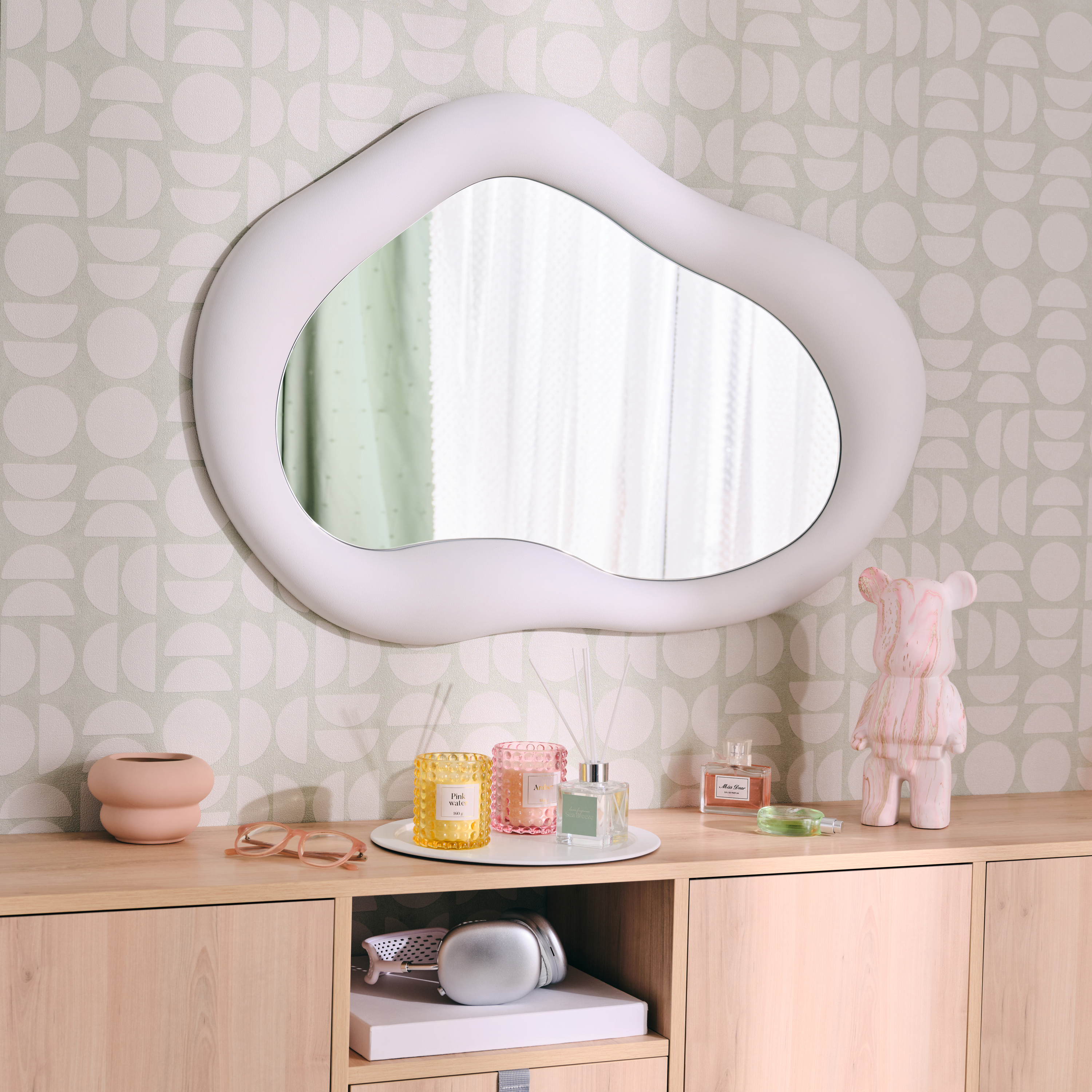 Изображение товара Зеркало декоративное Nuage фигурное 60x87 см пластик цвет белый