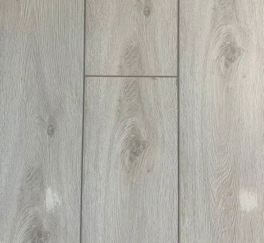 Изображение товара Ламинат Royce Focus Дуб Карибский 33 класс толщина 8 мм 2.134 м², цена за упаковку