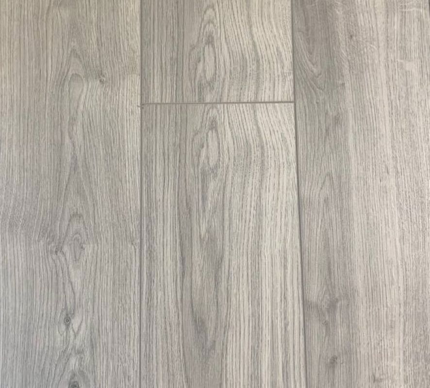 Изображение товара Ламинат Royce Focus Дуб Барроу 33 класс толщина 8 мм 2.134 м², цена за упаковку