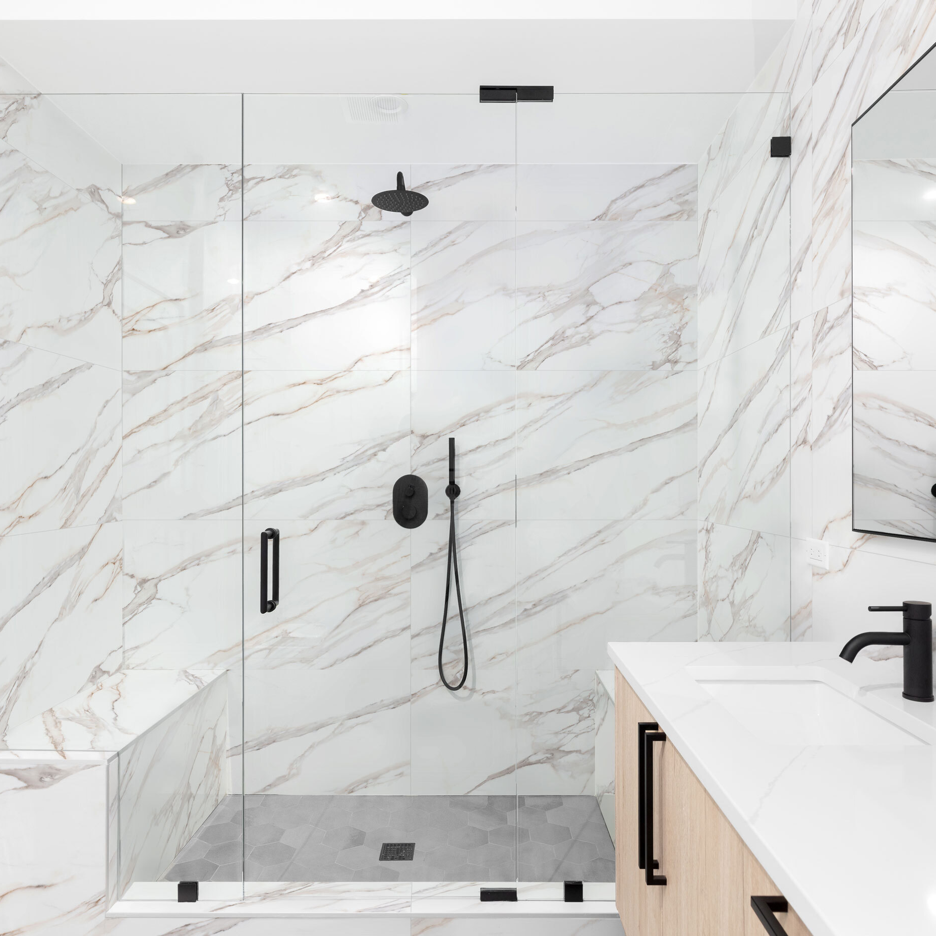 Изображение товара Керамогранит Global Tile Bolero_GT 60x120 см белый с мраморным рисунком