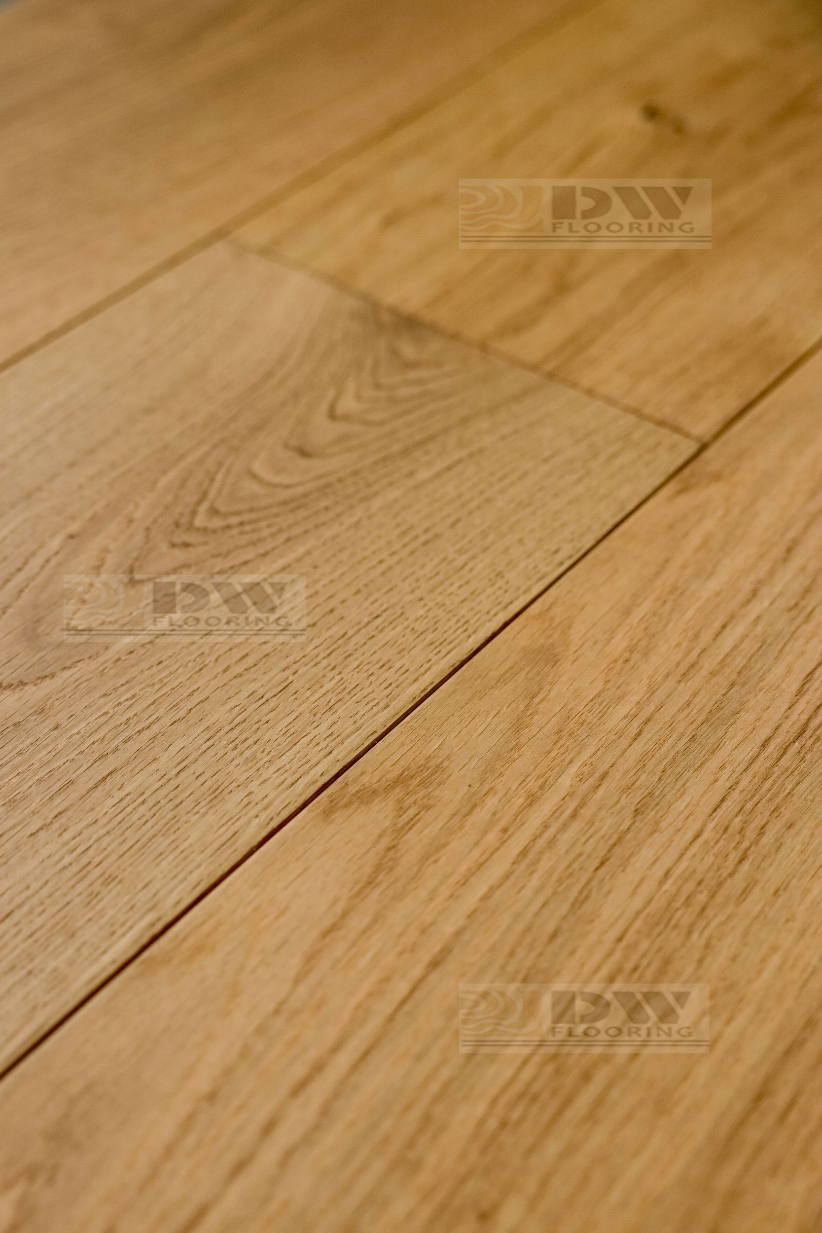 Изображение товара Паркетная доска DW Flooring дуб DW-008T 23 класс толщина 14 мм с фаской 2.888 м², цена за упаковку Изображение товара Паркетная доска DW Flooring дуб DW-008T 23 класс толщина 14 мм с фаской 2.888 м², цена за упаковку