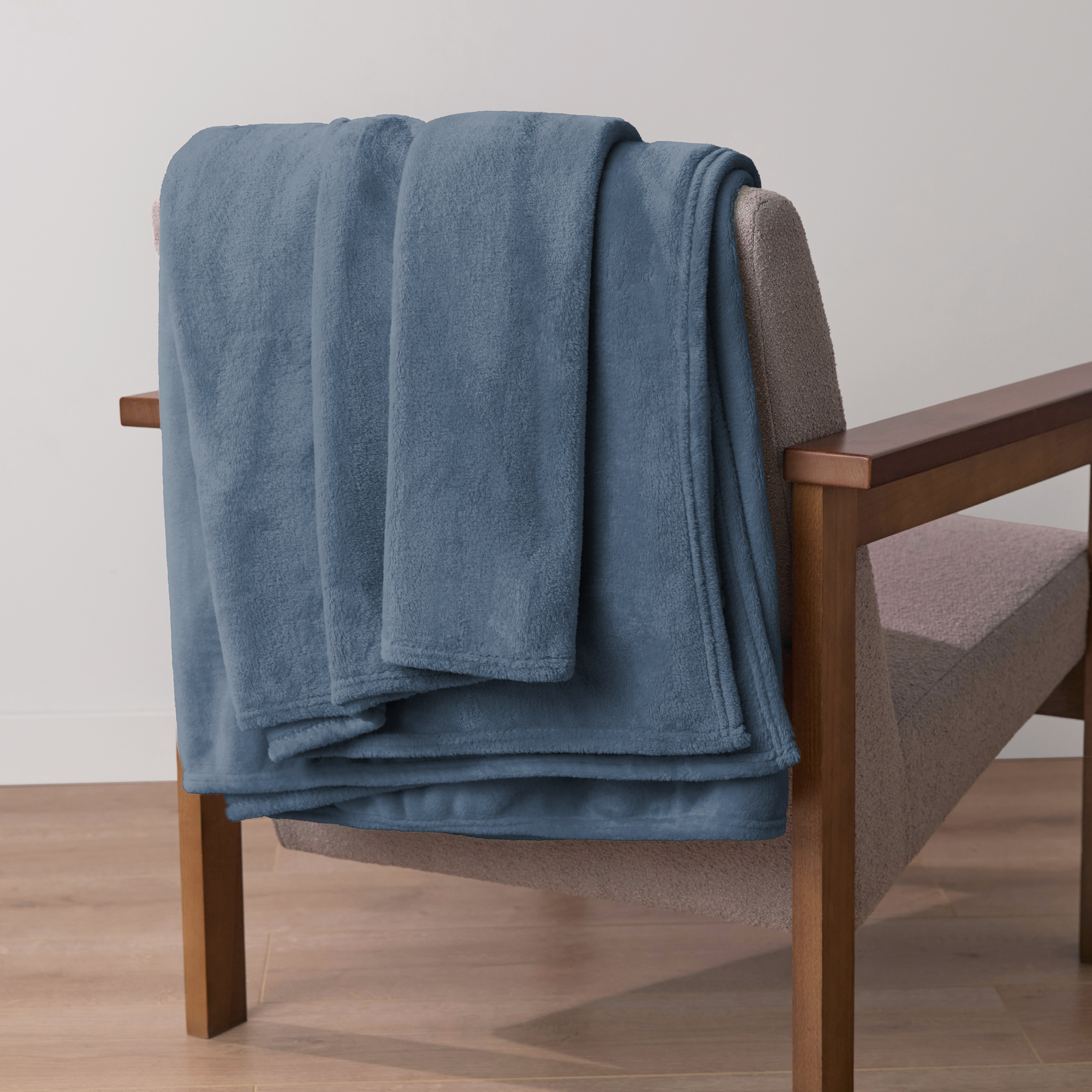 Изображение товара Плед KREAFORTA Flandria 200x220 см фланель синий Евро стиль