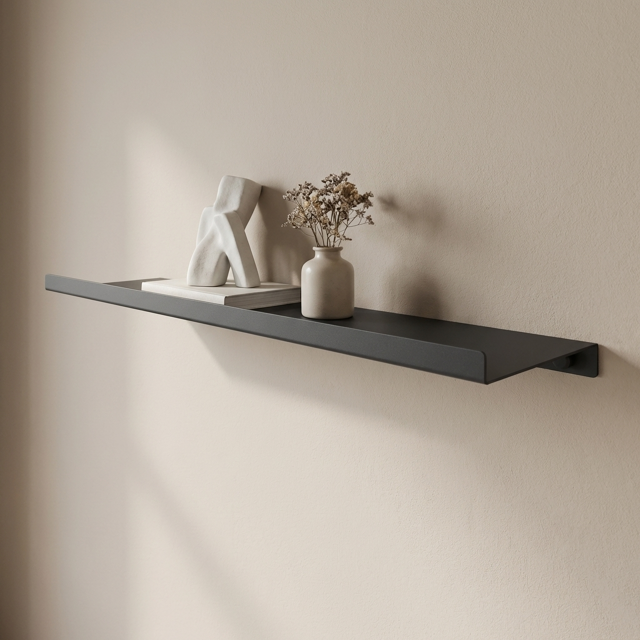 Изображение товара Настенная металлическая полка 44x12 см со скрытым креплением черный стиль лофт Изображение товара Настенная металлическая полка 44x12 см со скрытым креплением черный стиль лофт