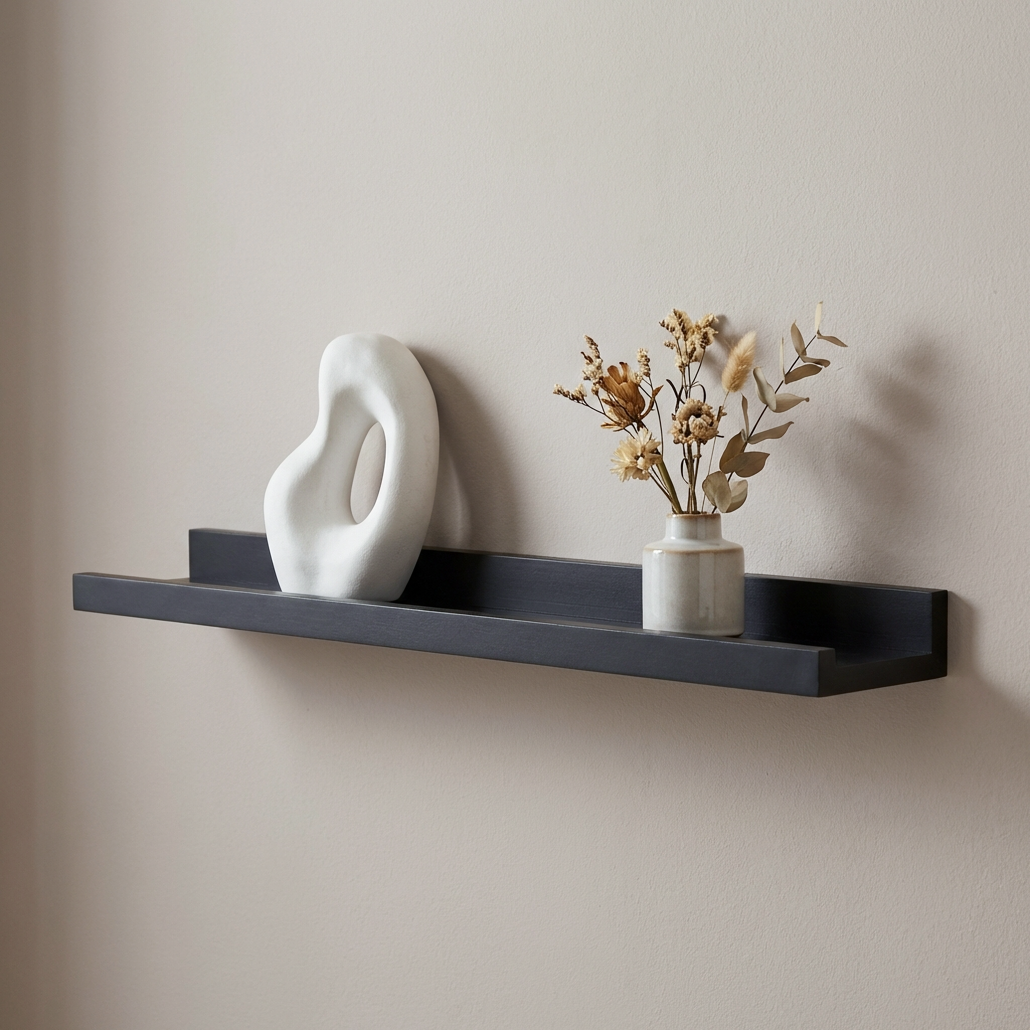 Изображение товара Настенная полка KONSENSA 60x10 см из МДФ черная скрытое крепление