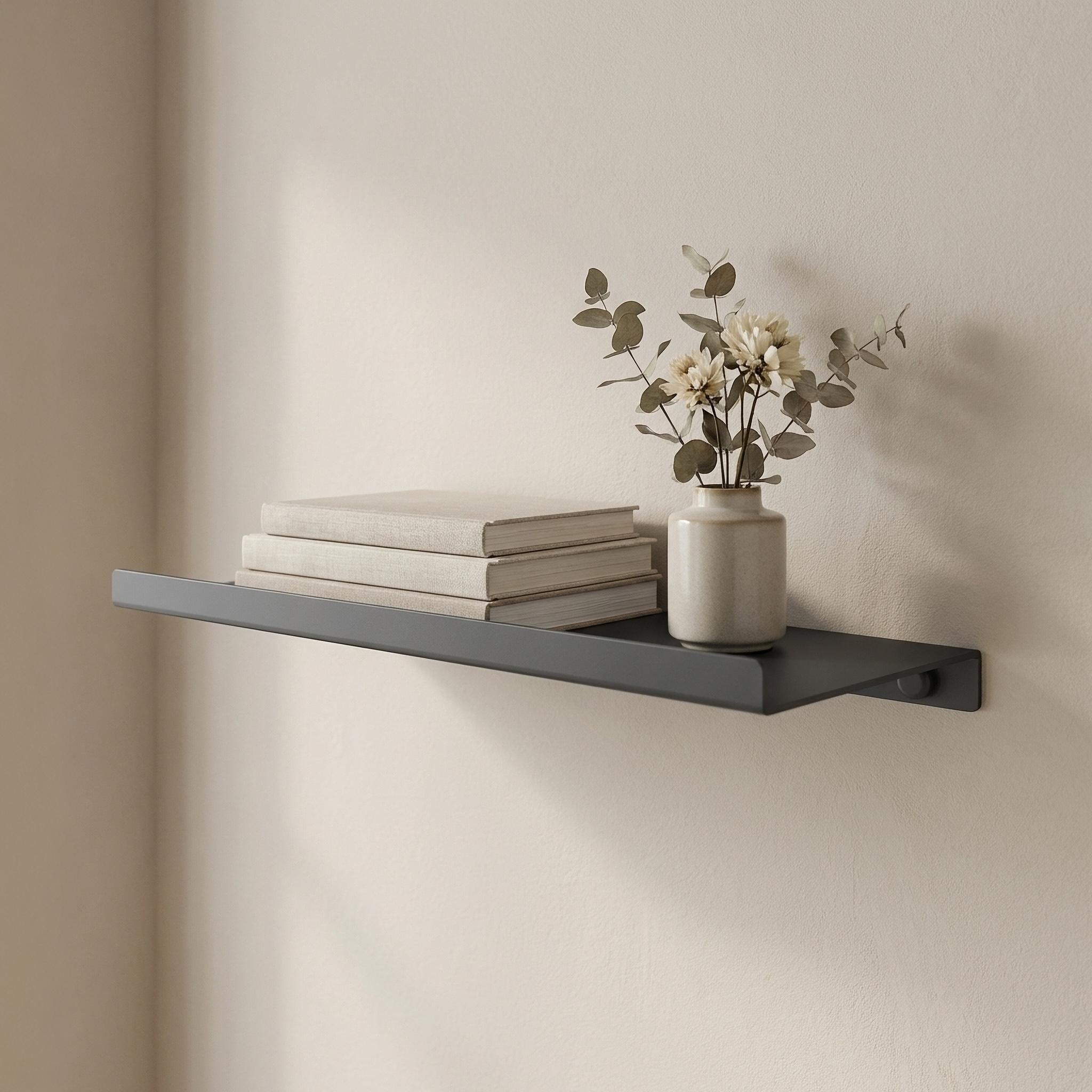 Изображение товара Настенная металлическая полка 33x12 см стиль лофт черный с бортиком