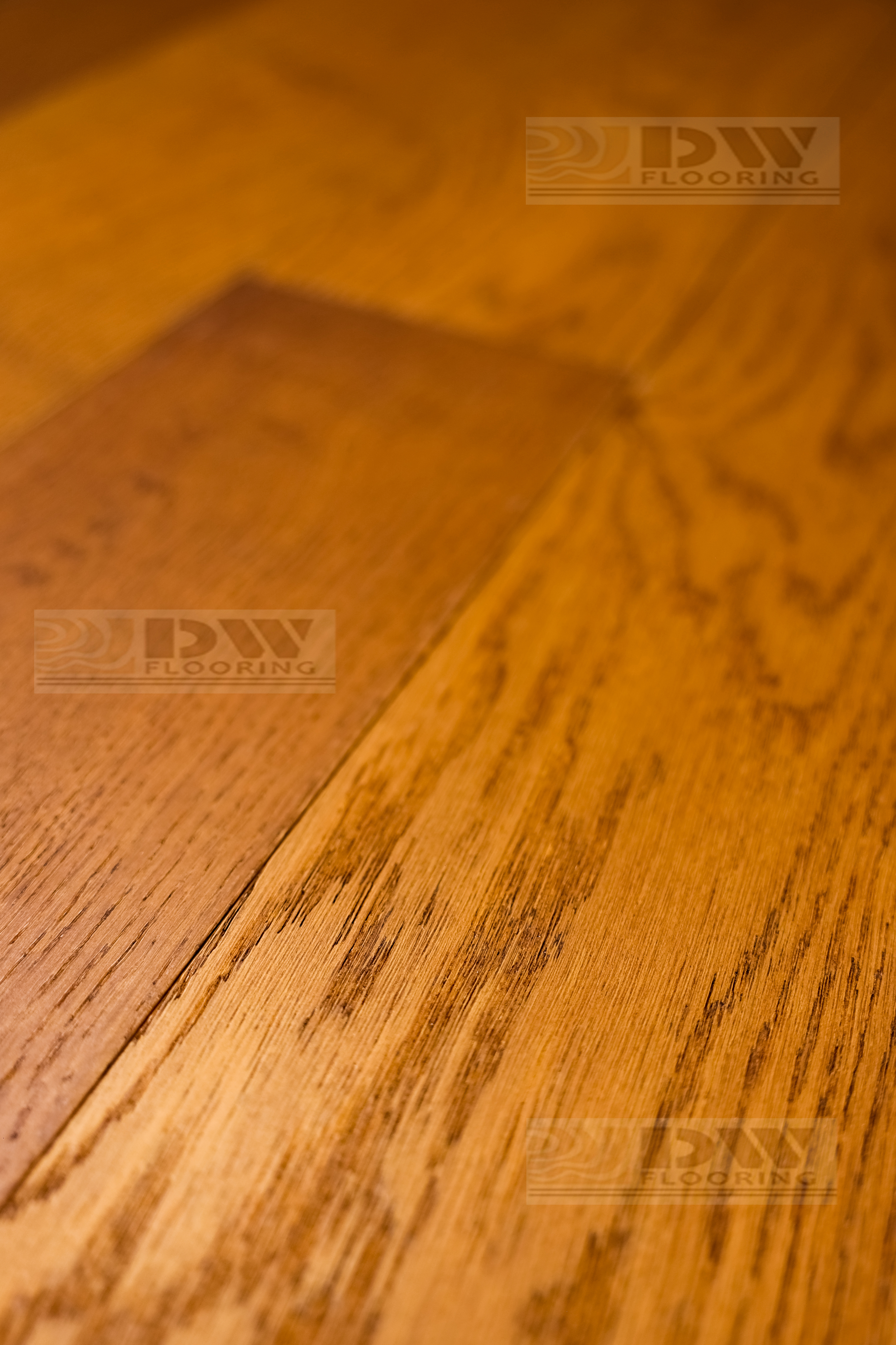 Изображение товара Паркетная доска однополосная дуб DW Flooring DW-009 LEY 23 класс толщина 14 мм с фаской 1.44 м², цена за упаковку Изображение товара Паркетная доска однополосная дуб DW Flooring DW-009 LEY 23 класс толщина 14 мм с фаской 1.44 м², цена за упаковку