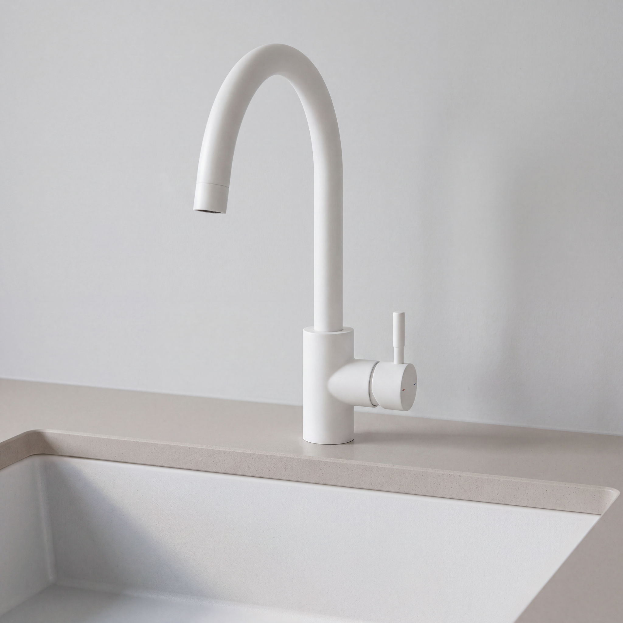 Изображение товара Смеситель для кухни Esko Viaman VA519W 26 см цвет белый